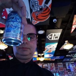 Meet your Posher, Marvin